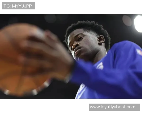 飞天遁地的探花埃奇库姆闪耀全场18投10中斩获26分并贡献5次抢断