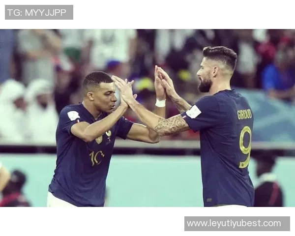 舍甫琴科盛赞姆巴佩称其金球奖指日可待是当代顶尖球员之一 舍甫琴科盛赞姆巴佩称其金球奖指日可待是当代顶尖球员之一